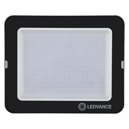 LED reflektor 135W IP65 3000K 100° – vonkajšie LED svietidlo LEDVANCE