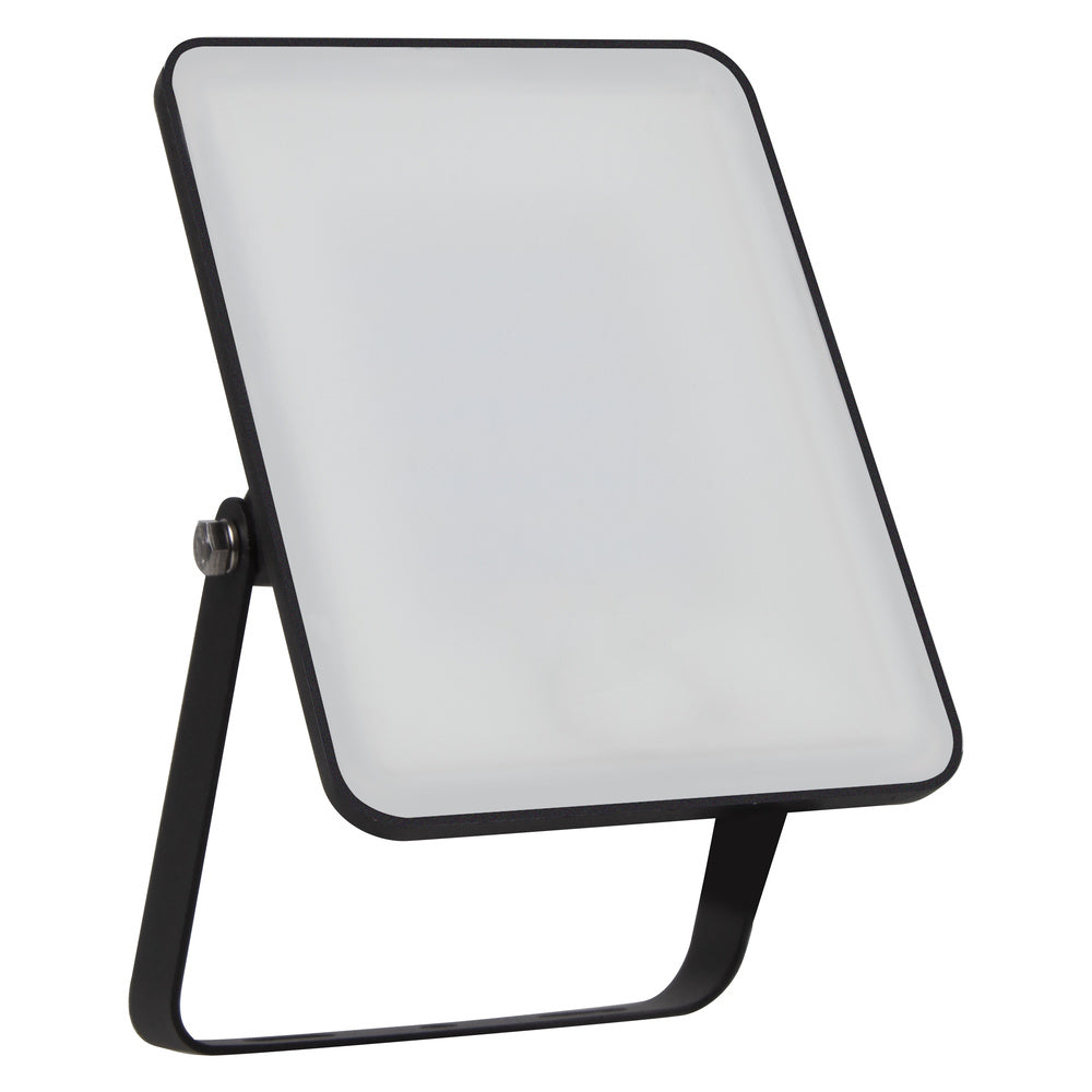 LED reflektor 50W IP65 3000K 100° – vonkajšie LED svietidlo LEDVANCE