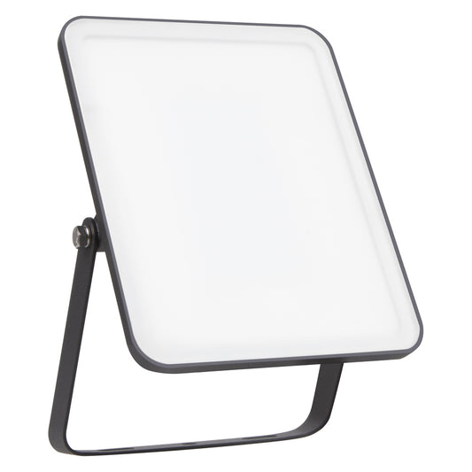 LED reflektor 10W IP65 6500K 100° – vonkajšie LED svietidlo LEDVANCE