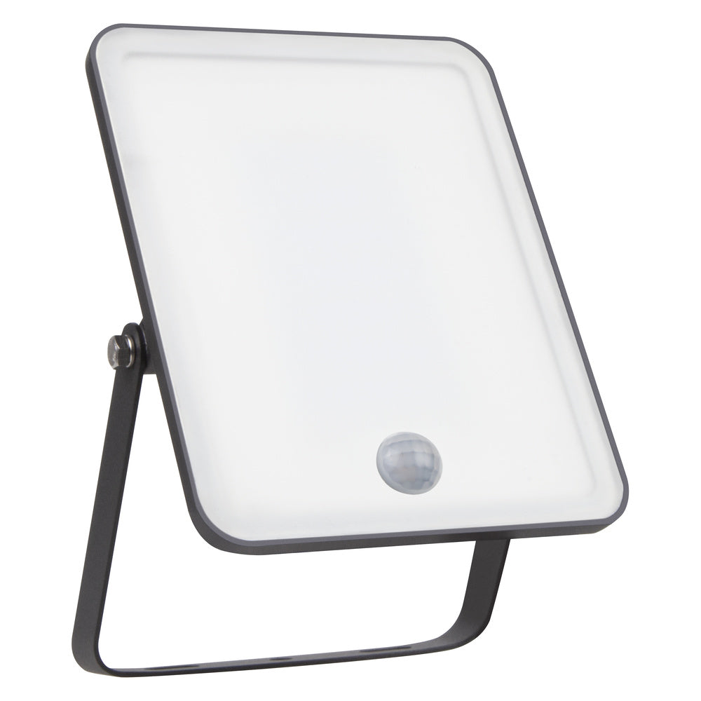 LED reflektor 50W IP65 3000K – vonkajšie LED svietidlo OSRAM