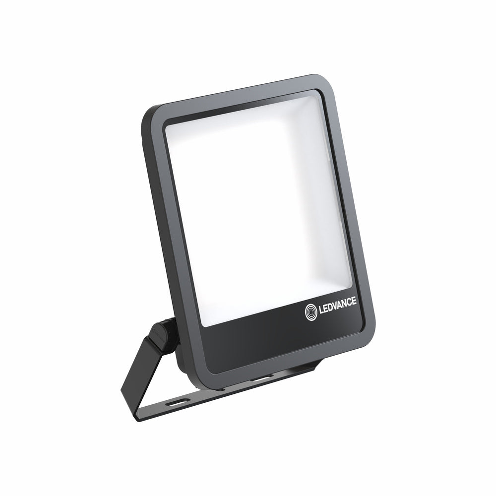 LED reflektor 167W IP66 4000K 100° – vonkajšie LED svietidlo LEDVANCE