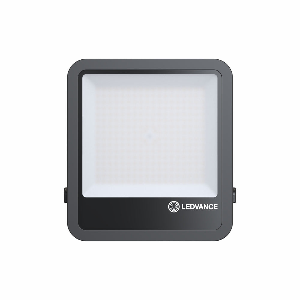 LED reflektor 133W IP66 3000K 100° – vonkajšie LED svietidlo LEDVANCE
