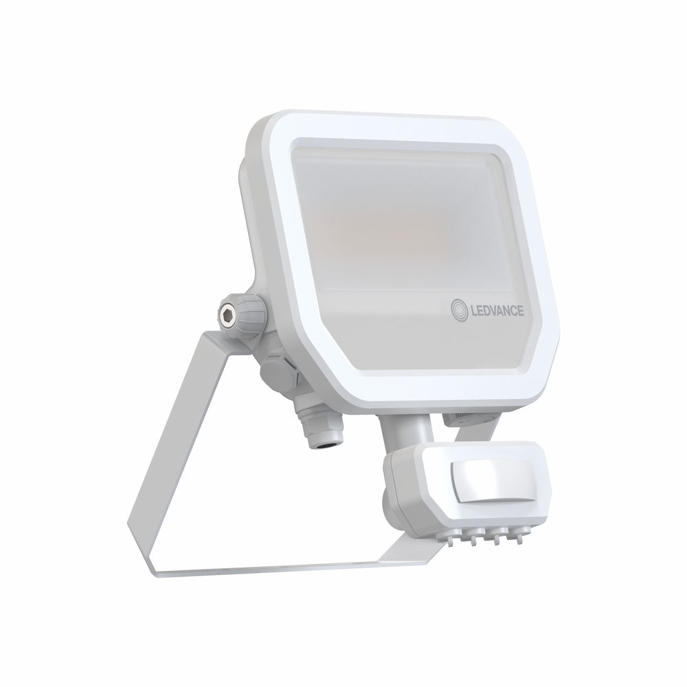 LED reflektor 17W IP65 4000K 100° – vonkajšie LED svietidlo LEDVANCE