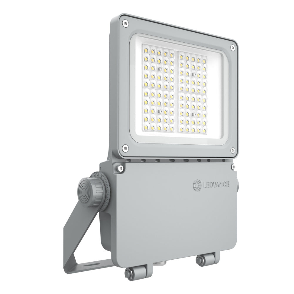 LED reflektor 40W IP66 3000K 45° – vonkajšie LED svietidlo LEDVANCE