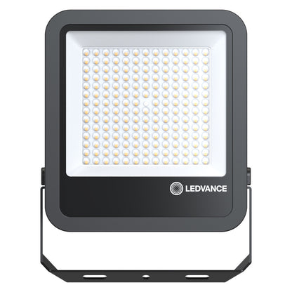 LED reflektor 50W IP66 3000K 48° – vonkajšie LED svietidlo LEDVANCE