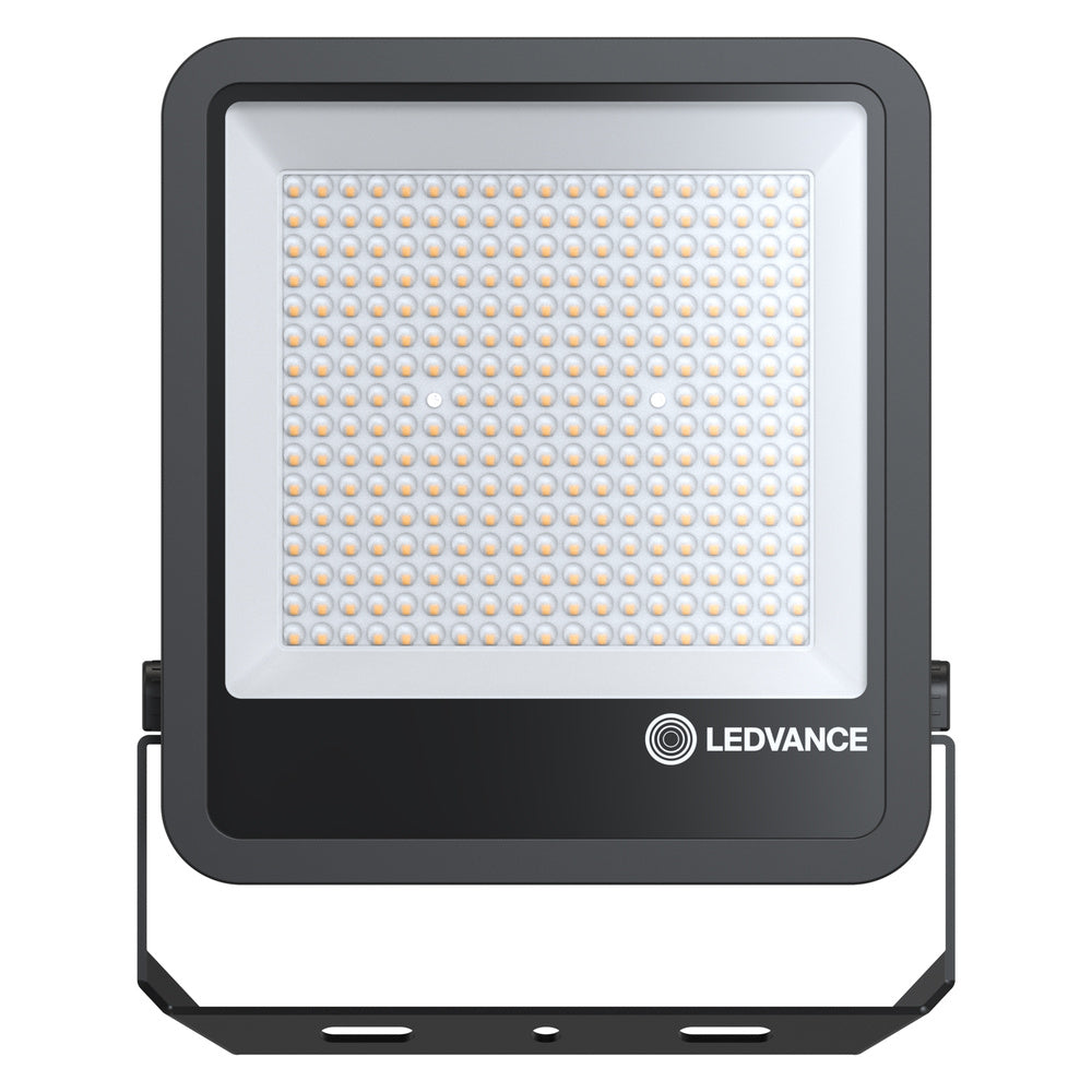 LED reflektor 32W IP66 4000K 48° – vonkajšie LED svietidlo LEDVANCE
