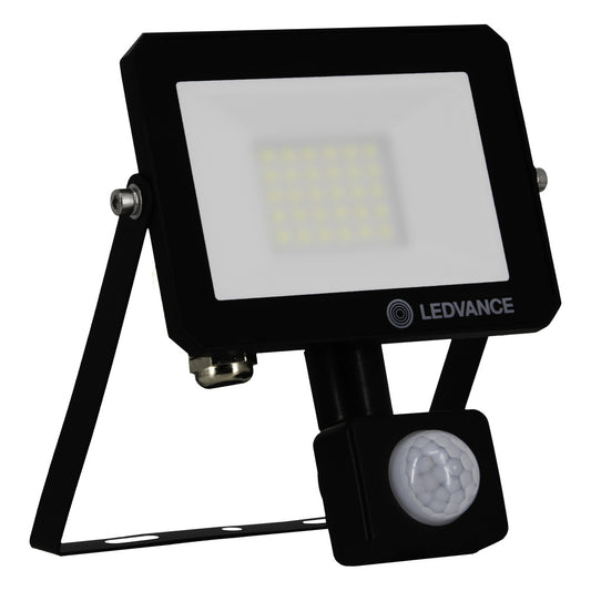 LED reflektor 10W IP65 6500K 105° – vonkajšie LED svietidlo LEDVANCE