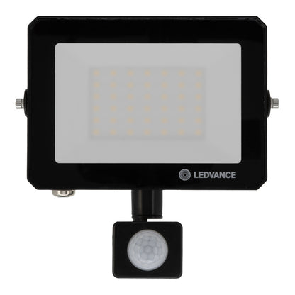 LED reflektor 50W IP65 3000K 105° – vonkajšie LED svietidlo LEDVANCE