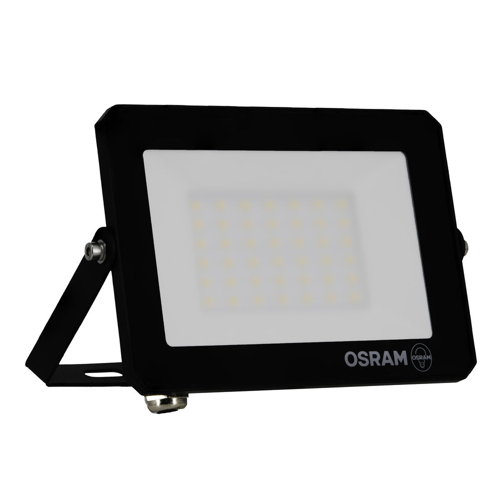 LED reflektor 10W IP65 6500K 105° – vonkajšie LED svietidlo OSRAM