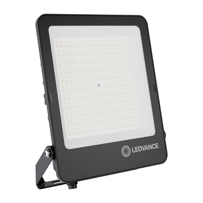 LED reflektor 105W IP65 3000K 100° – vonkajšie LED svietidlo LEDVANCE
