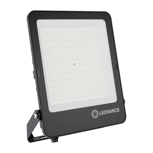 LED reflektor 105W IP65 3000K 100° – vonkajšie LED svietidlo LEDVANCE