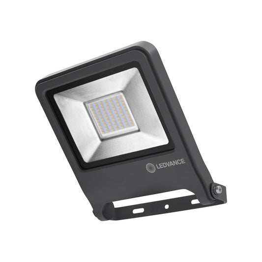 LED reflektor 10W IP65 4000K 110° – vonkajšie LED svietidlo LEDVANCE
