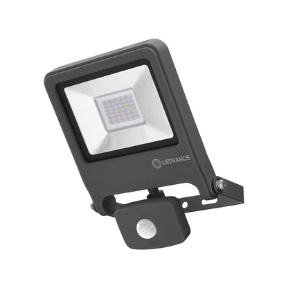 LED reflektor 50W IP44 4000K 110° – vonkajšie LED svietidlo LEDVANCE