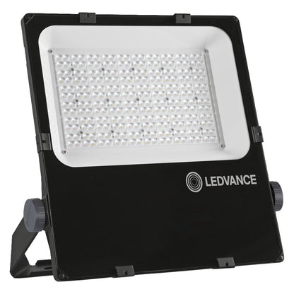 LED reflektor 200W IP66 3000K 45° – vonkajšie LED svietidlo LEDVANCE